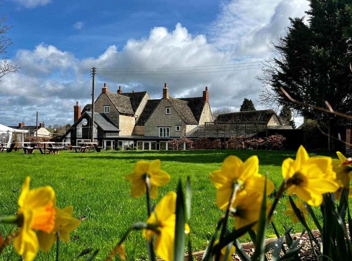 Hotel The Lion, Tredington Shipston-on-Stour Exterior foto